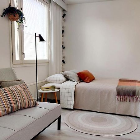 Beautiful Studio In The Heart Of Лахти Экстерьер фото