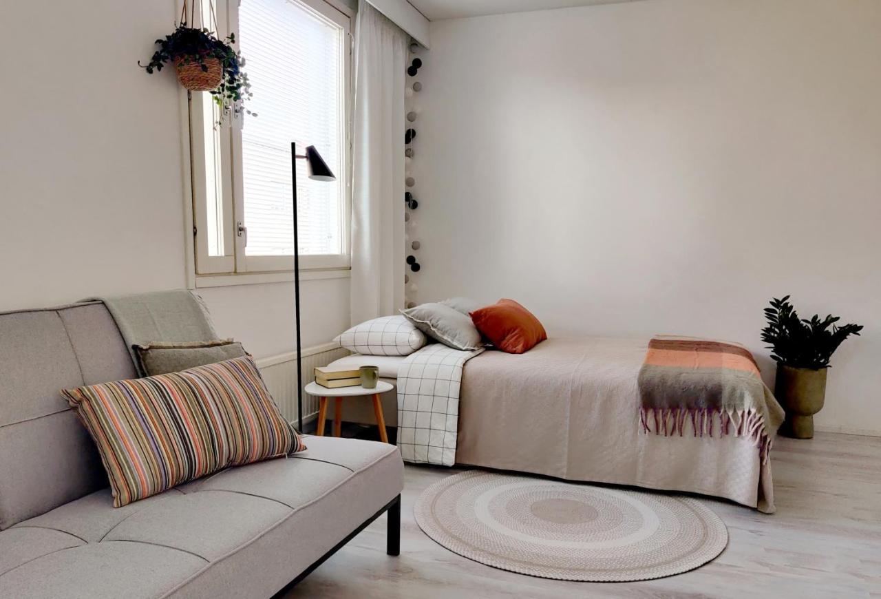 Beautiful Studio In The Heart Of Лахти Экстерьер фото